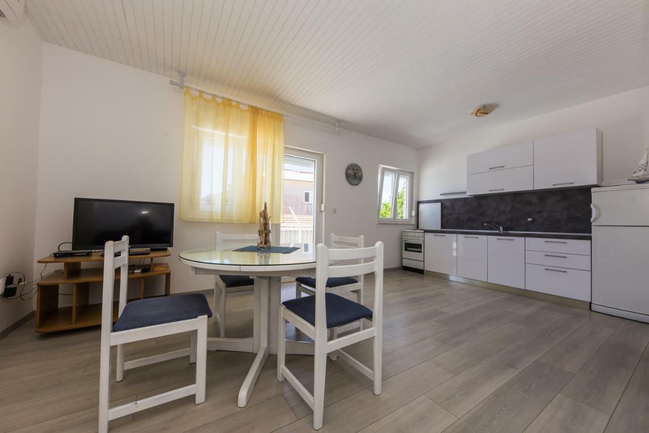 Apartments Sunset Dolac Примоштен Экстерьер фото
