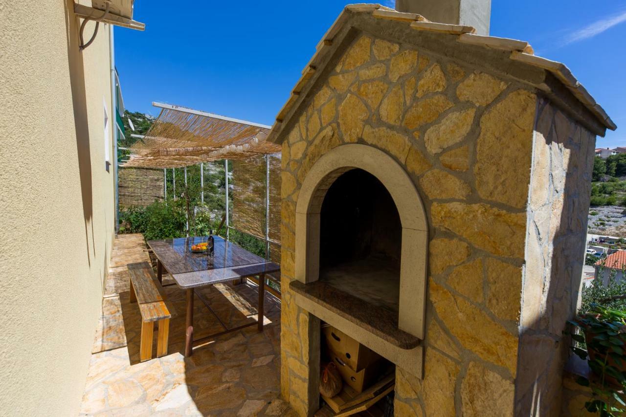 Apartments Sunset Dolac Примоштен Экстерьер фото