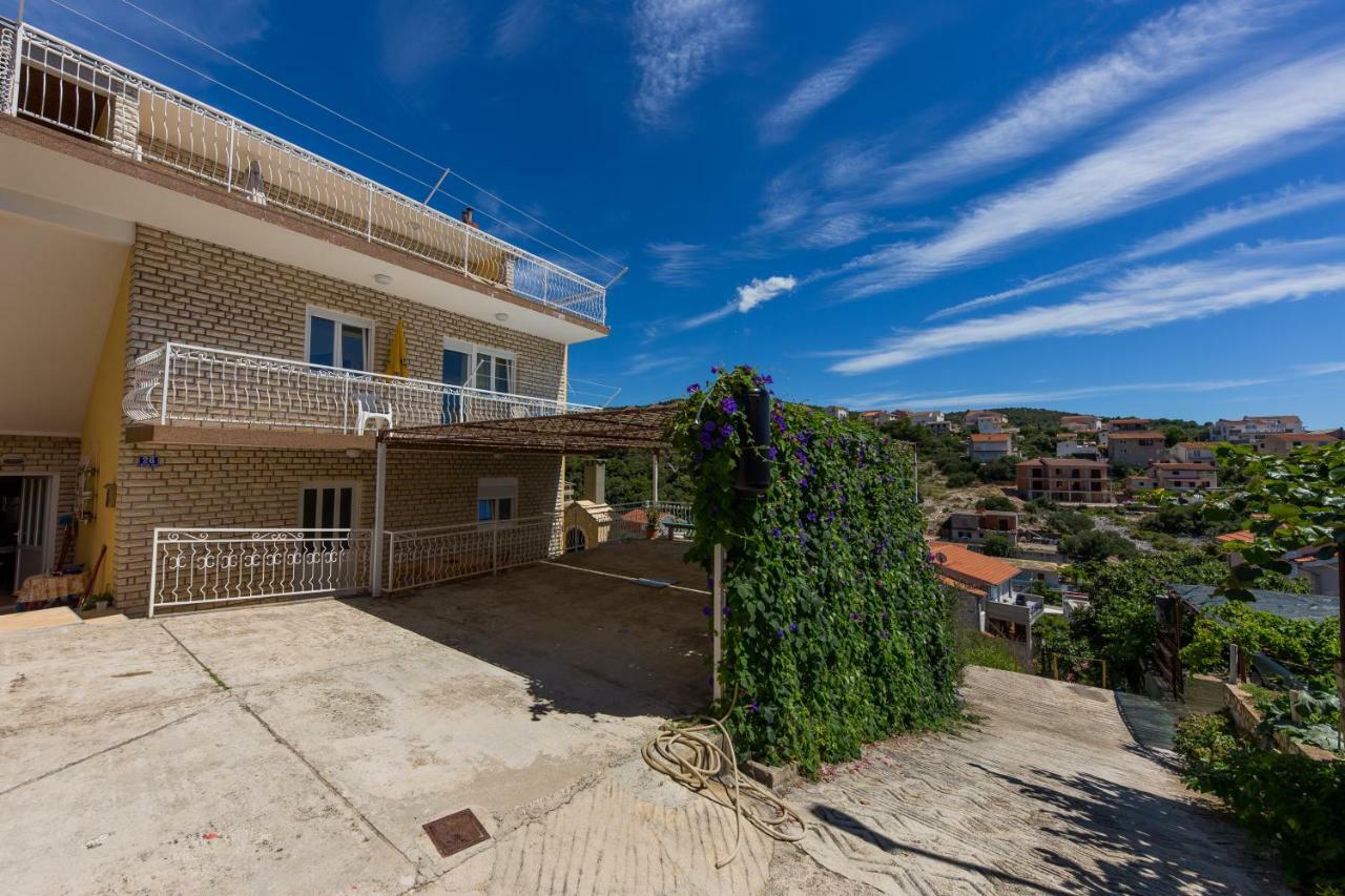 Apartments Sunset Dolac Примоштен Экстерьер фото