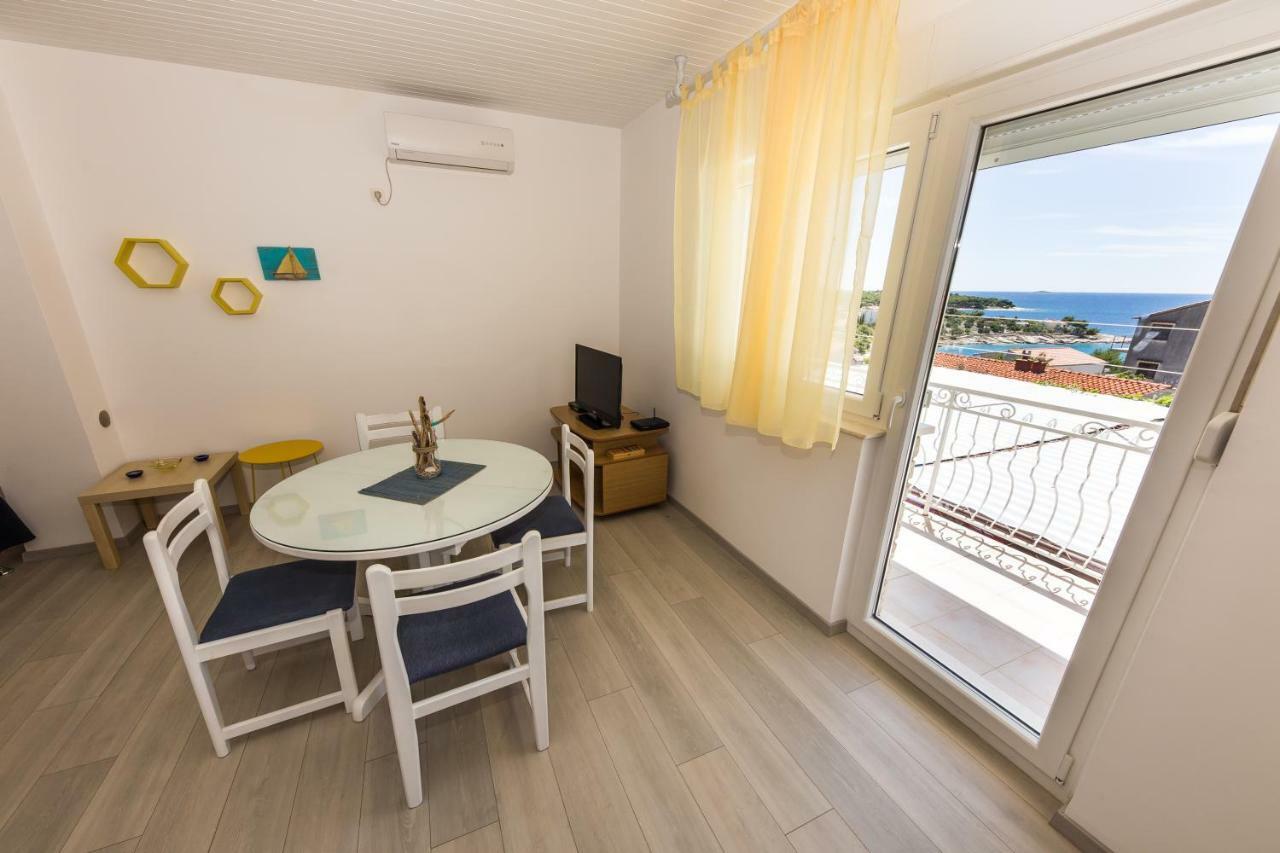Apartments Sunset Dolac Примоштен Экстерьер фото